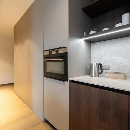 Nikas Eurovea - Free Parking * Bratislava