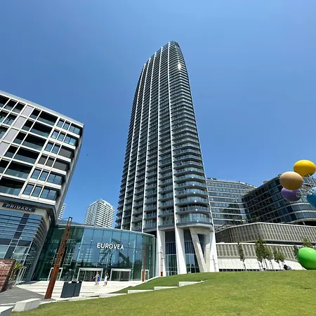 Nikas Eurovea - Free Parking * Bratislava