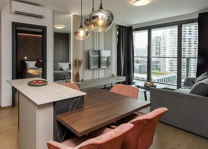 Nikas Eurovea - Free Parking