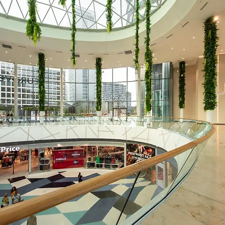 Nikas Eurovea - Free Parking Apartman