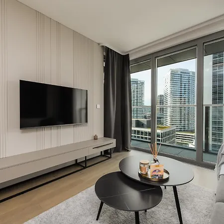 Nikas Eurovea - Free Parking